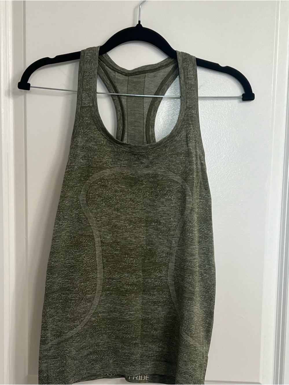 Lululemon Swiftly Tank Waist Length 6